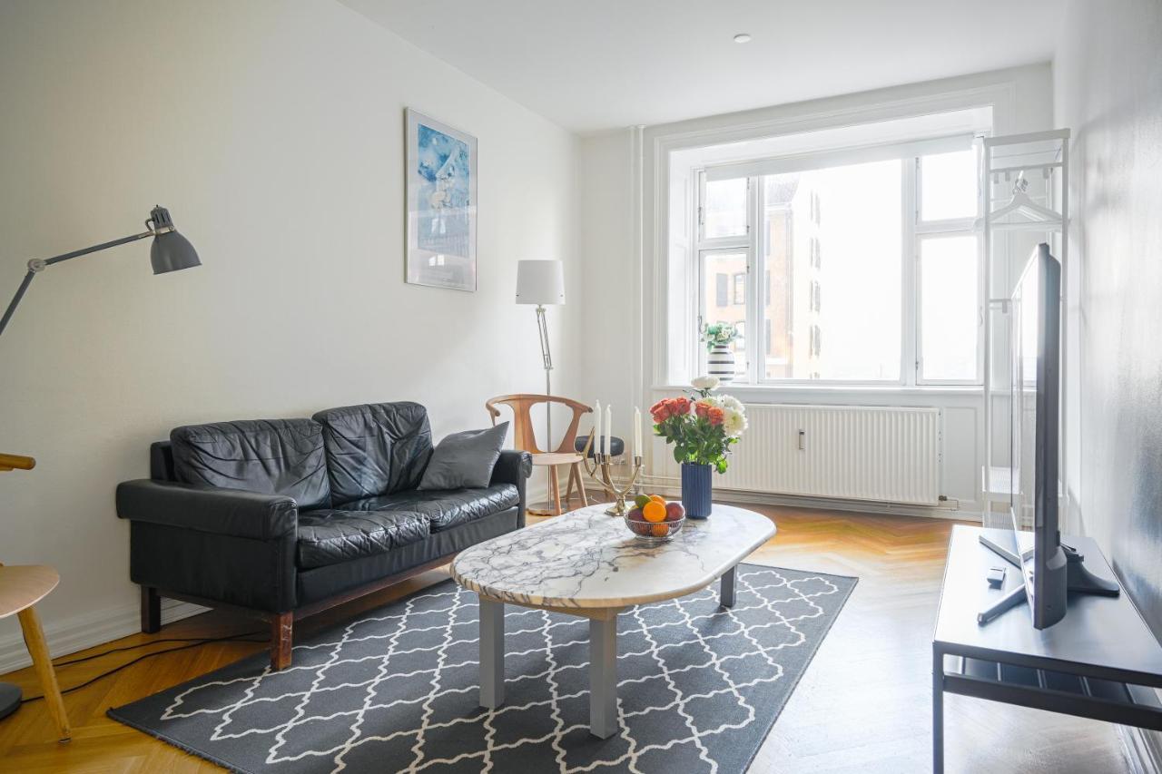 Sanders Frontier - Endearing Two-bedroom Near Royal Palace Lejlighed København